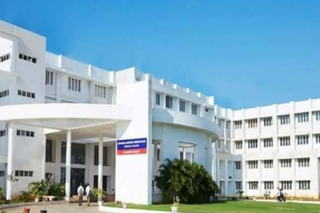 Dhanalakshmi-Srinivasan-Medical-College